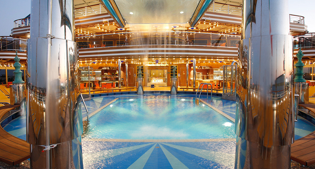 Costa Diadema lido del sud