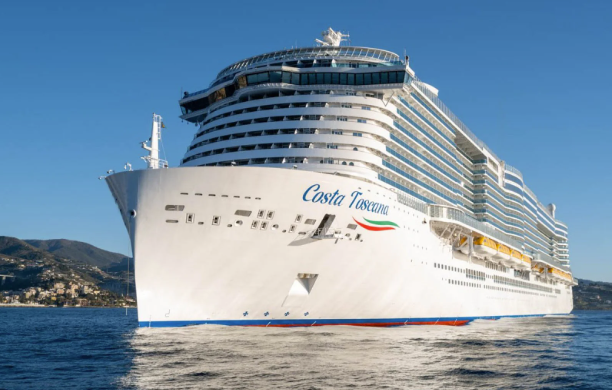 Vivi la Magia del Natale a Bordo di Costa